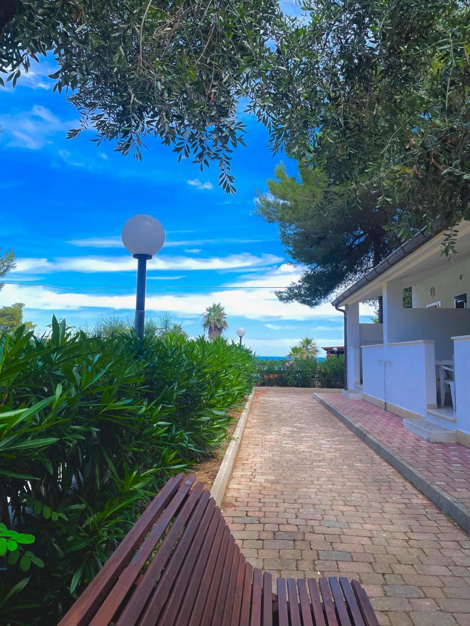 Villaggio La Giara Vieste Exteriör bild